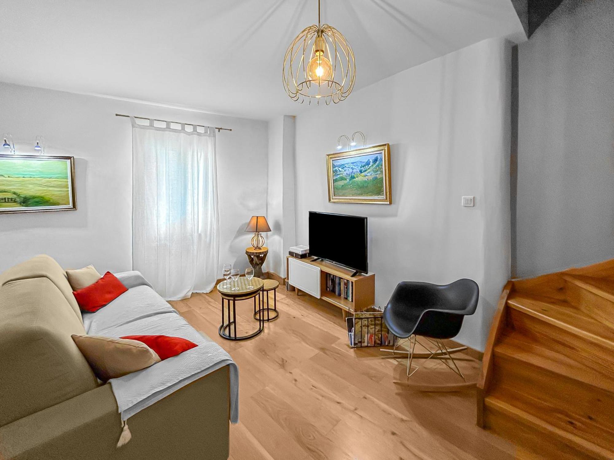 Un Petit Nid Au Bord De La Sorgue Apartment L'Isle-sur-la-Sorgue Bagian luar foto